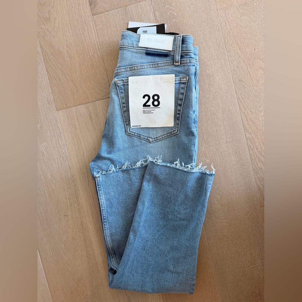 Re/Done Comfort Stretch Mid 70s Jeans in Mid 90s Color Size 28